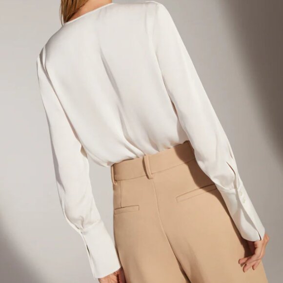 NWT - Favorite Daughter - Date Blouse - Picture 2 of 6